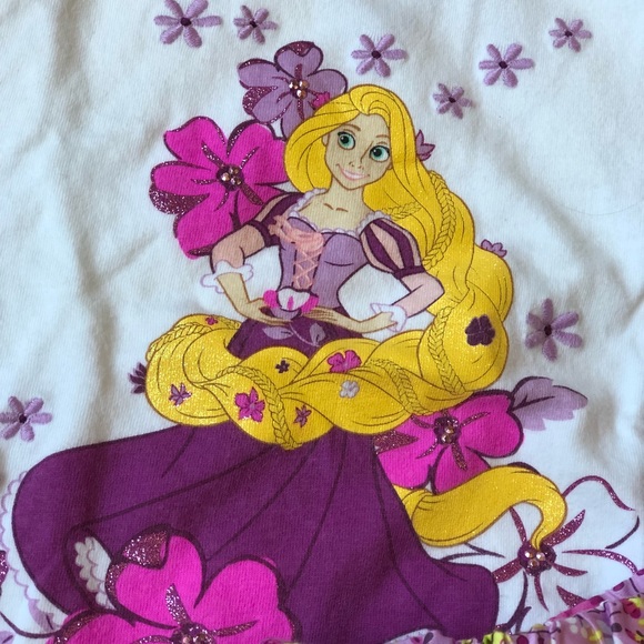 Disney’s Repunzel outfit - Picture 2 of 4